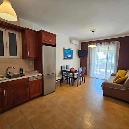 Glyfada Beachfront Apartment A3G 외부 사진