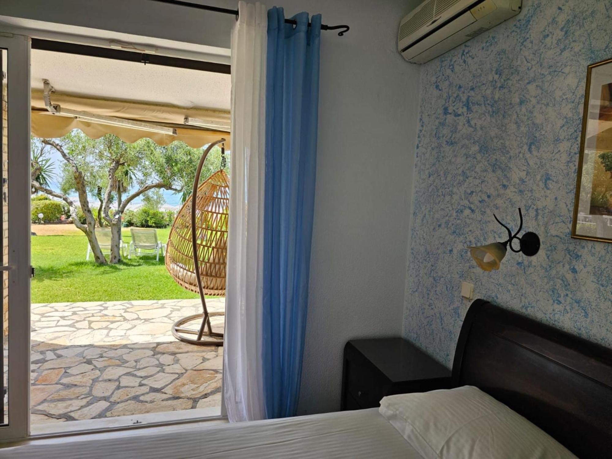 Glyfada Beachfront Apartment A3G 외부 사진