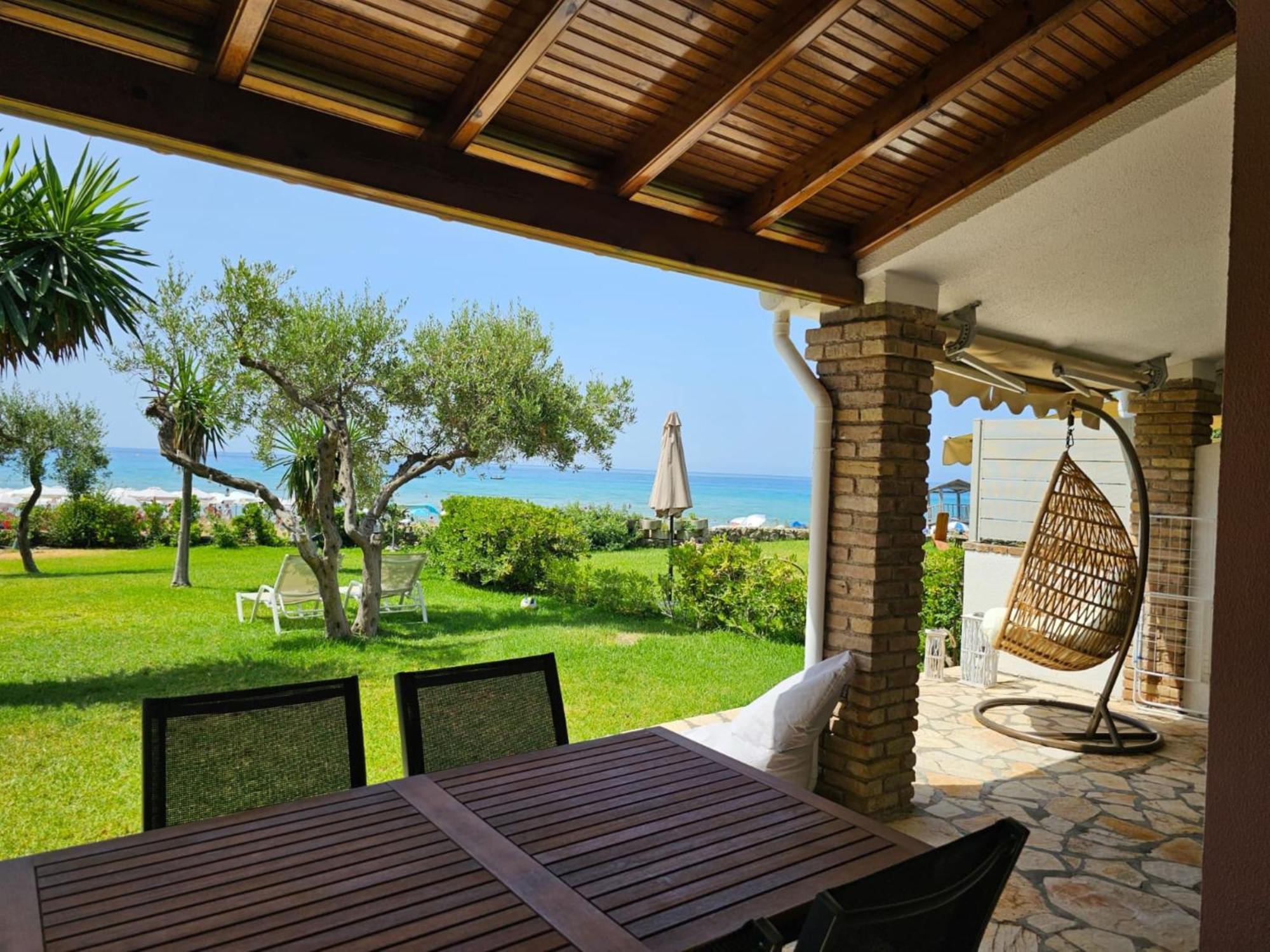 Glyfada Beachfront Apartment A3G 외부 사진